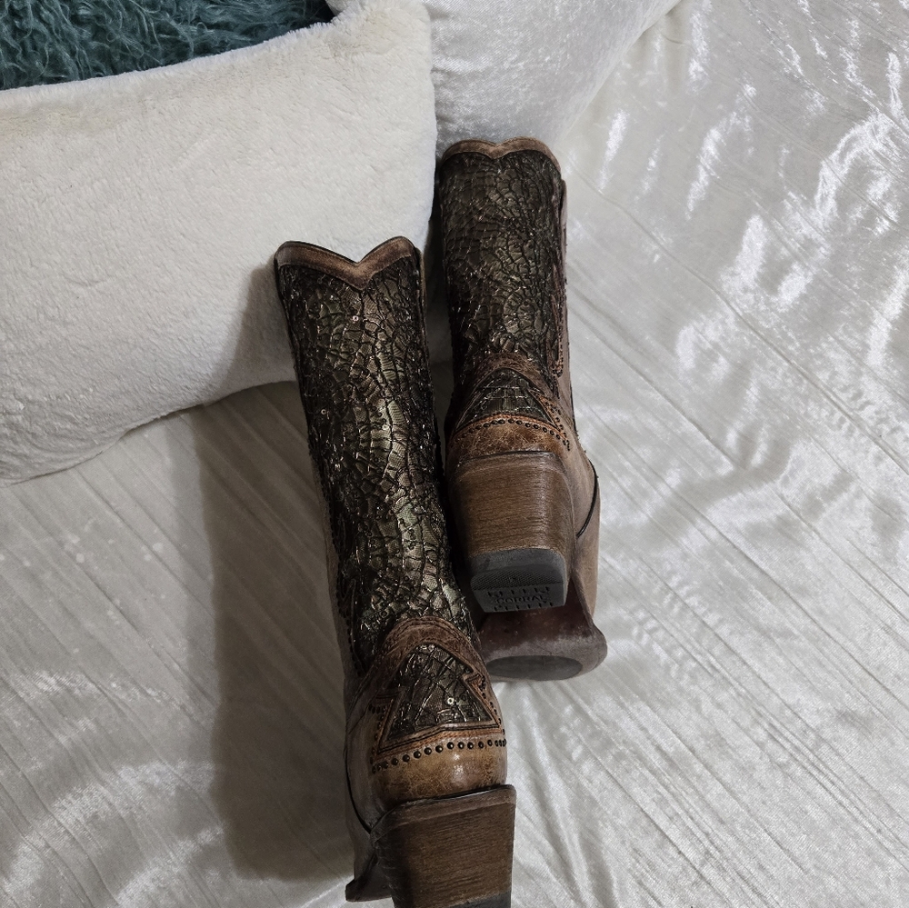 Boots By Corral Size 8 EUC!!! - Picture 3 of 13